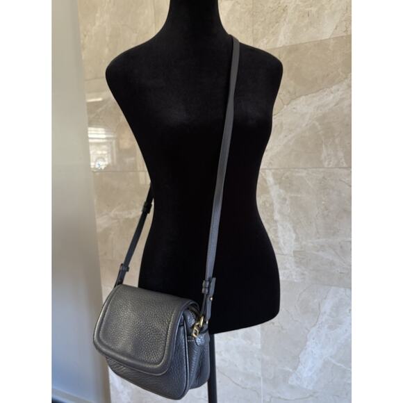 J.Crew Signet Flap Crossbody Bag – Minimalist Dark Grey Pebbled Italian Leather - Picture 3 of 12